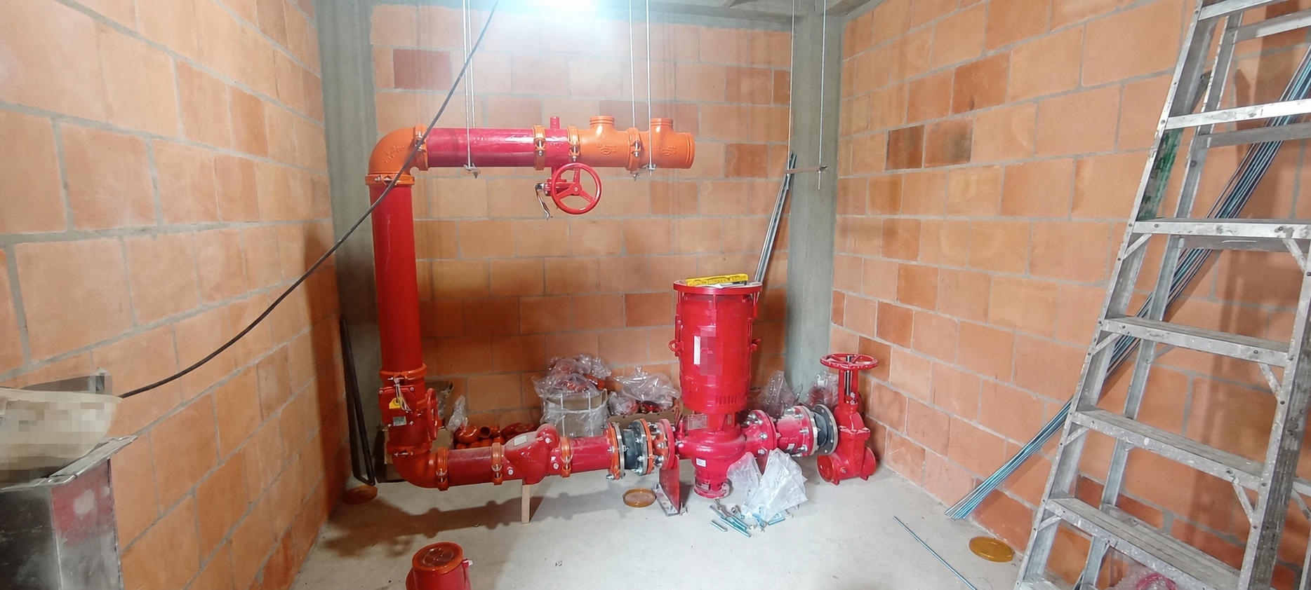Sistema de red contra incendios instalado